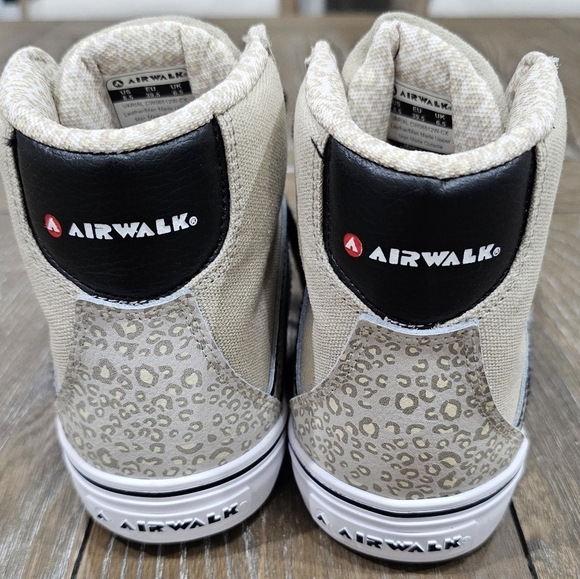Airwalk Varial Beige Black Animal Print Denim High Top Shoes WOMENS SZ 8 - Picture 4 of 10